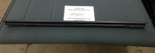 Hard Top Liftgate Glass Trim Seal With Rubber Gasket For 2007-2010 Jeep Wrangler JK