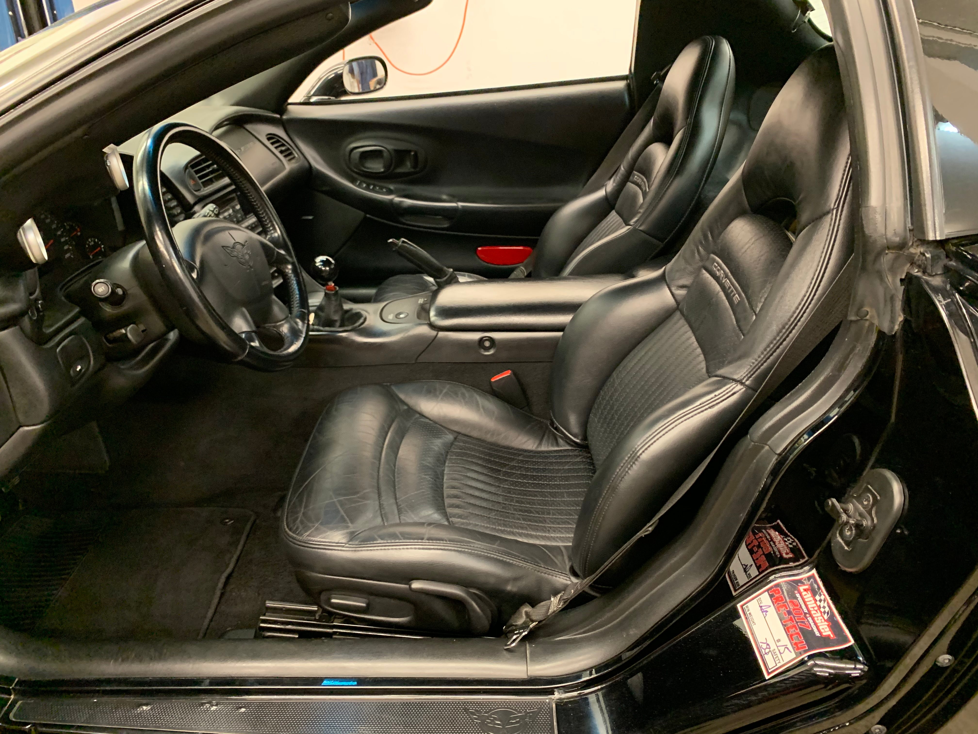 2001 Chevrolet Corvette Base - Photo 3