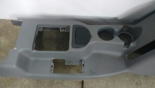 OEM Jeep Cherokee Center Console Cup Holder Full Length grey 1997-2001